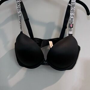 NWT Victoria's Secret sequence/rhinstone Black Logo Strap Push-Up Bra